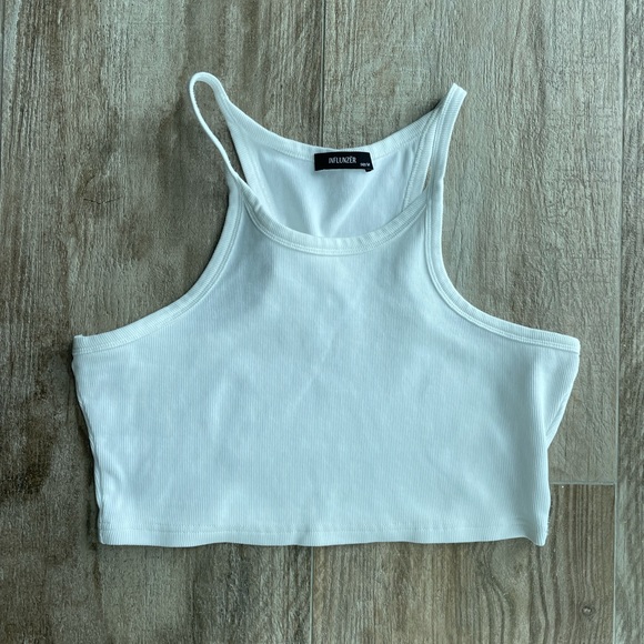 NWOT- Ribbed Crop Top - Picture 2 of 5